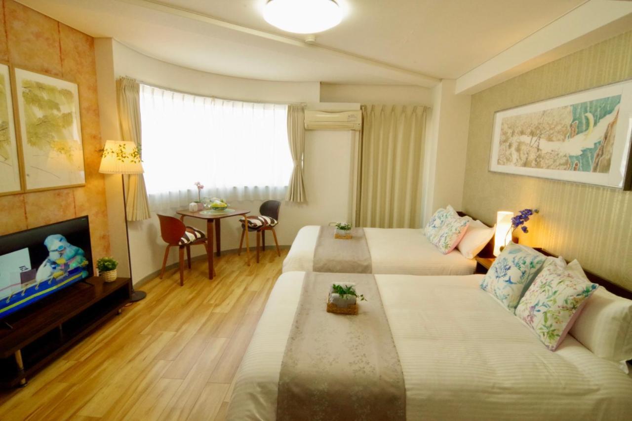 Nippombashi Art Hotel 602 Osaka Exterior photo
