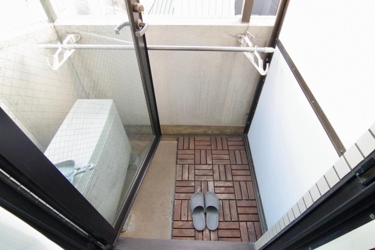 Nippombashi Art Hotel 602 Osaka Exterior photo